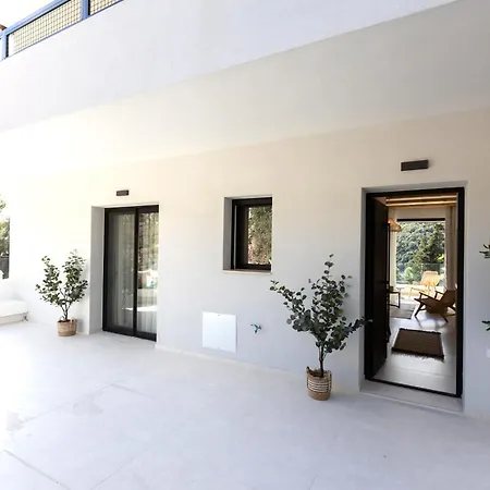 Aella Exclusive Residences Lefkada * Mikros Gialos